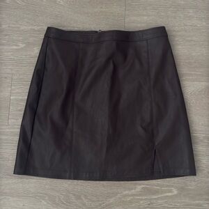 Abercrombie vegan leather skirt - size M. Never worn with tags